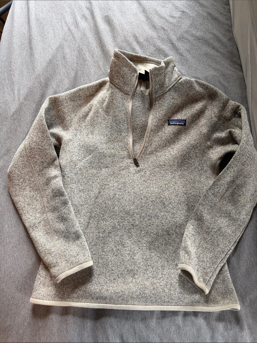 Patagonia Men’s Half-Zip Fleece Pullover in Heather Gray